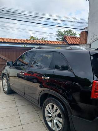 KIA SORENTO 3.5 V6 GASOLINA EX 7L 4WD AUTOMÁTICO KIA SORENTO 3.5 V6 GASOLINA EX 7L 4WD AUTOMÁTICO